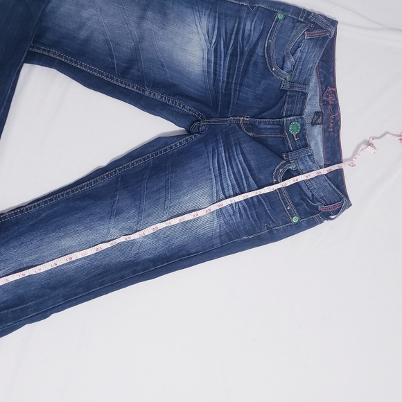 Ariya Jeans Bell Bottom Flare Low Waisted Y2K Jeans - Picture 11 of 14